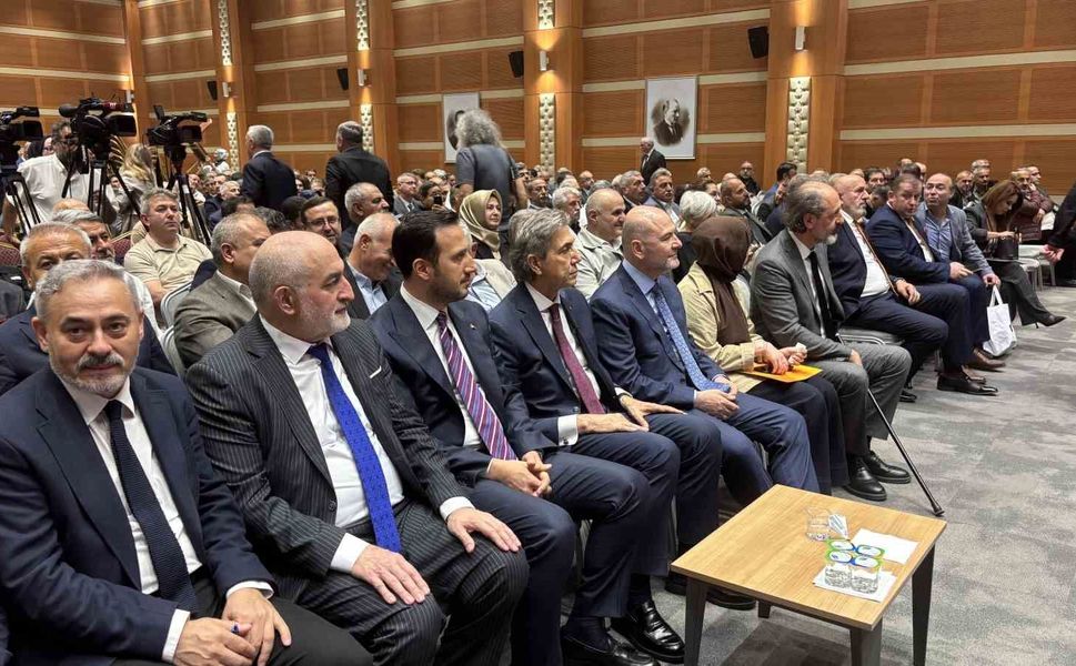 AK Parti İstanbul İl Başkanlığından 'Yerel Yönetimlerde İlk Basamak: Muhtarlarımız' paneli
