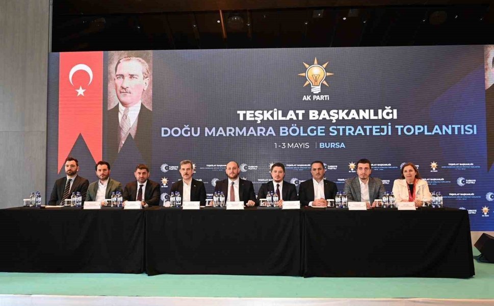 AK Parti Teşkilat Başkanı Büyükgümüş: 'Siyaseti koltuk kapma oyunu olarak görmedik'