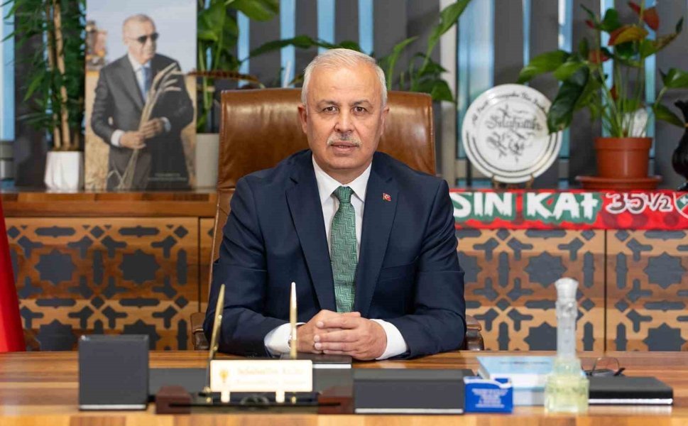 AK Parti'den Karşıyaka Belediyesi'ne 'yönetim krizi' tepkisi: 'Artık yönetilemiyor'