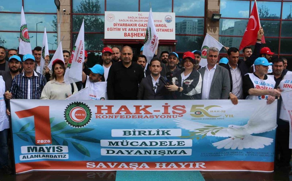 Aküzüm'den, 1 Mayıs Emek ve Dayanışma Günü açıklaması