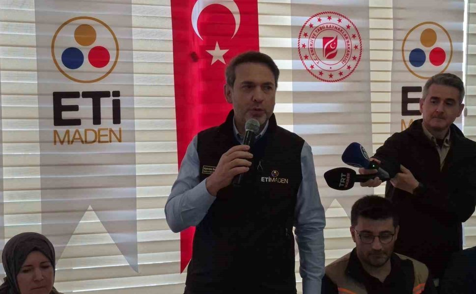 Bakan Bayraktar: 'Beylikova'yı endüstriyel üretim tesisi aşamasına getirdik'