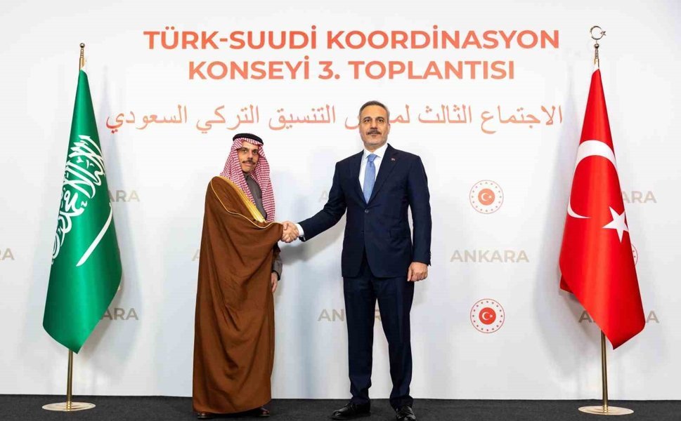 Bakan Fidan, Suudi mevkidaşı Al-Suud ile görüştü
