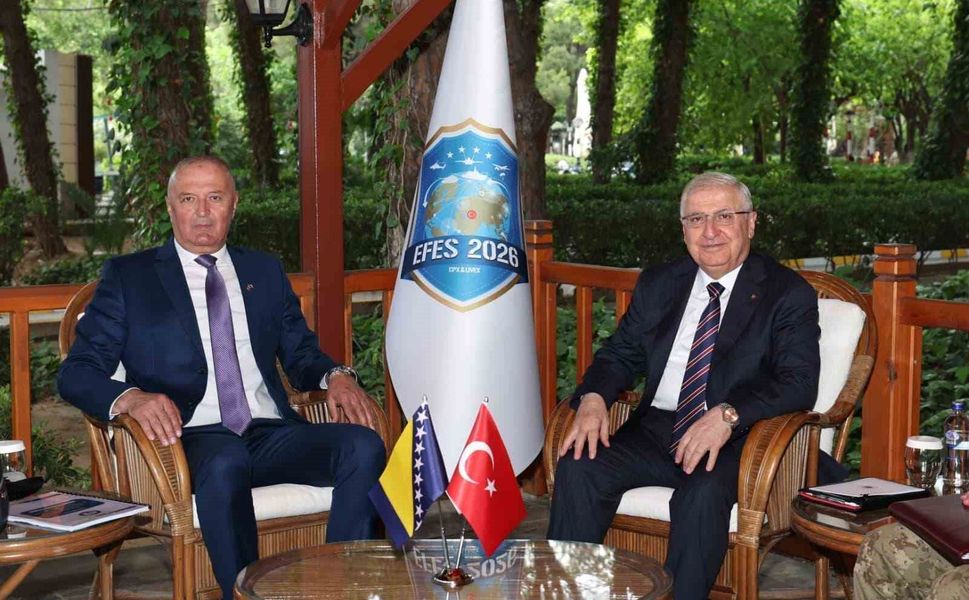 Bakan Güler, Bosna Hersekli mevkidaşı Helez ile bir araya geldi