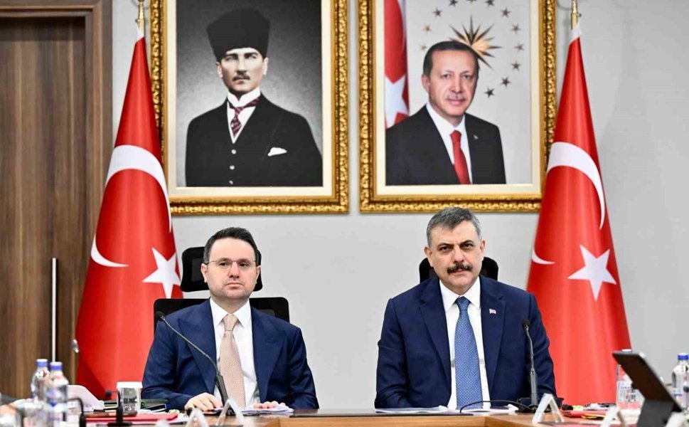 Bakanlar Gürlek ve Çiftçi 'Dolandırıcılıkla Mücadele Merkezi' projesini görüştü