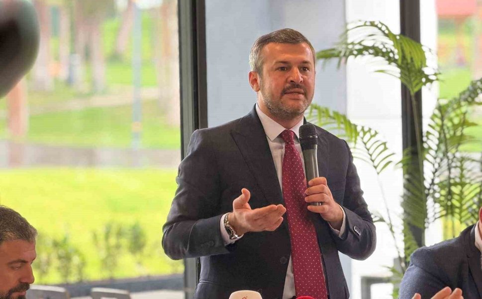 Başkan Çetinkaya: 'Parkı yakanın suyu da, otobüs kartı da kesilecek'