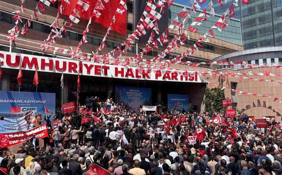 CHP Genel Başkanı Kılıçdaroğlu: 'Baba ocağında market poşetlerinin içinde haram paralar olur mu?'