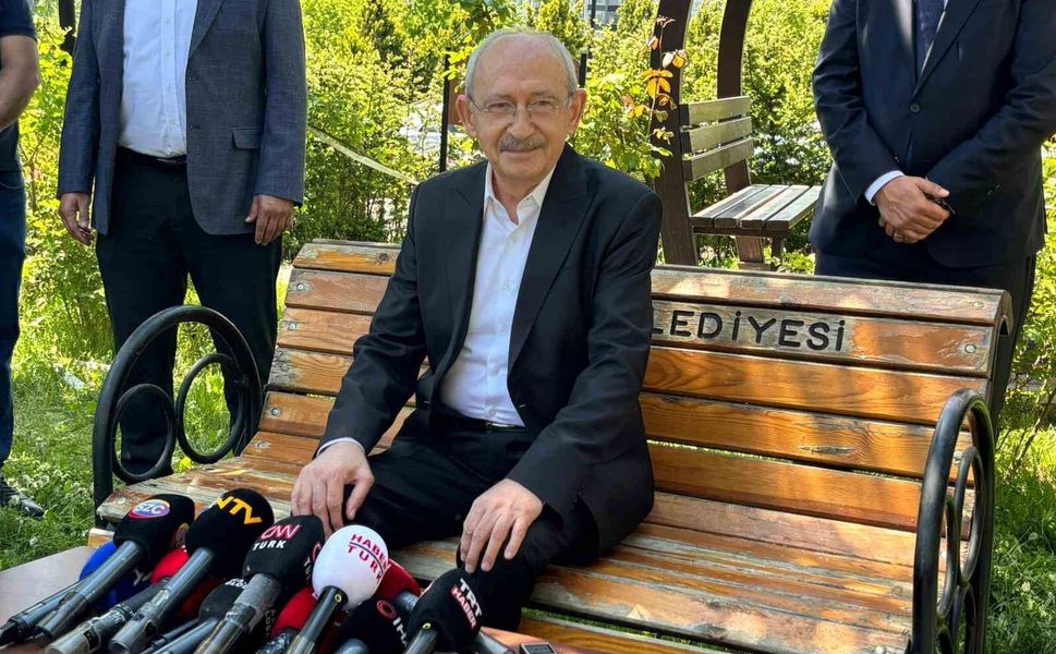 CHP Genel Başkanı Kılıçdaroğlu: 'Kurultayın yasal zeminde yapılması lazım, tedbir kararı kalktıktan sonra kurultay yapılır'
