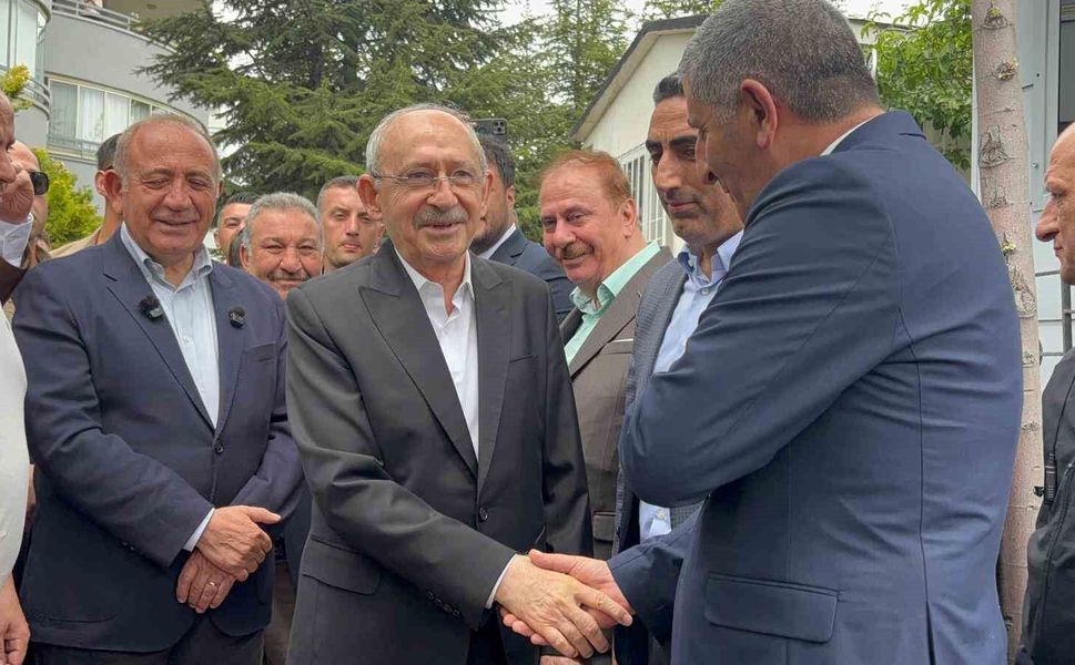 CHP Genel Başkanı Kılıçdaroğlu partililerle bayramlaştı