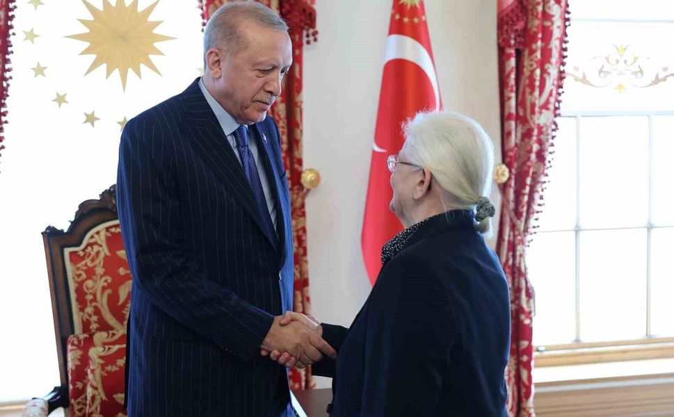 Cumhurbaşkanı Erdoğan, Adnan Menderes ve dava arkadaşlarının ailelerini kabul etti