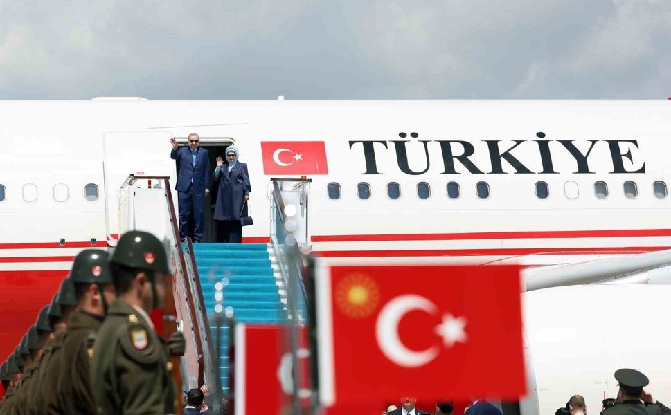 Cumhurbaşkanı Erdoğan Kazakistan'a gitti