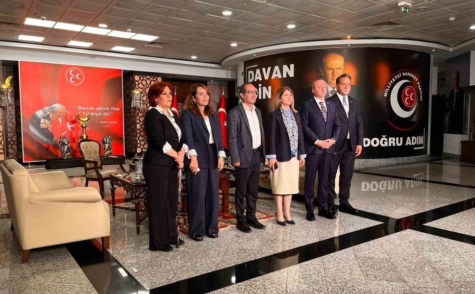 DEM Parti, MHP'ye bayram ziyaretinde bulundu