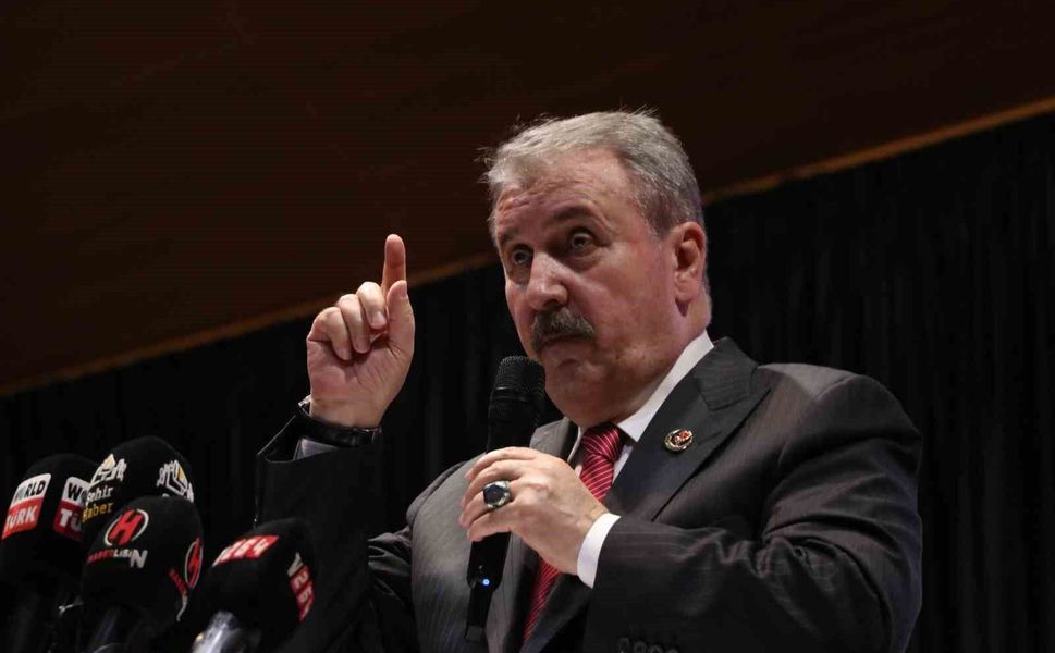 Destici'den Ahmet Türk'e sert sözler: 'Hainlik yapıyor'