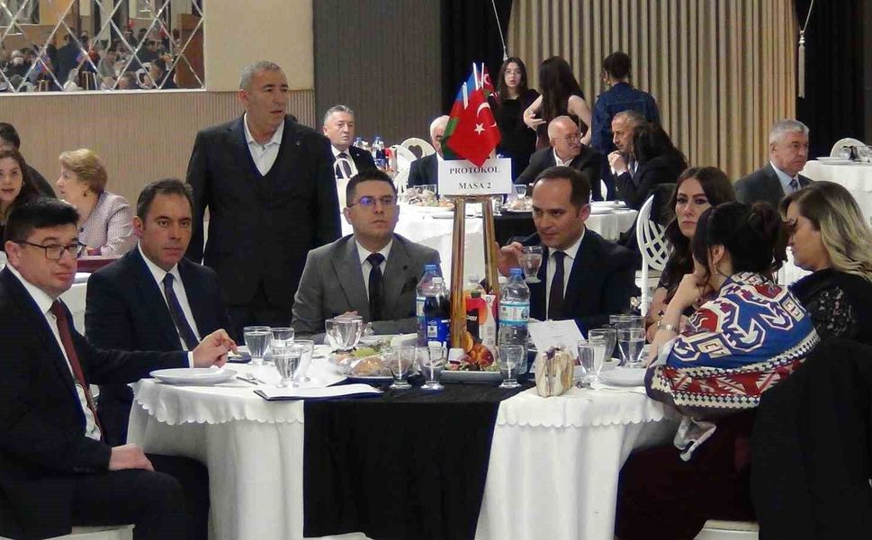 Kars'ta Azerbaycan'ın Bağımsızlık Günü dolayısıyla etkinlik düzenlendi