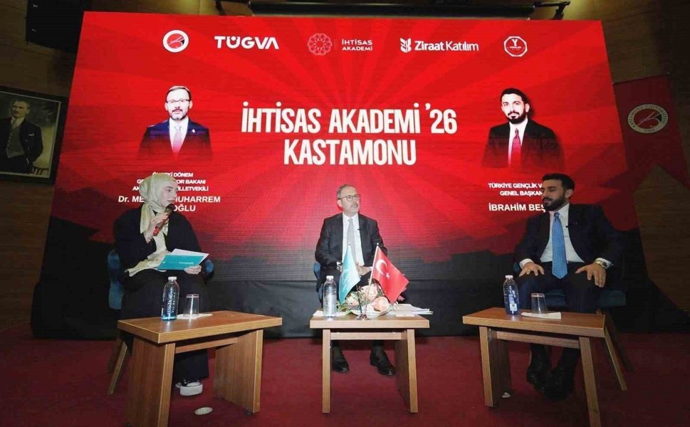 Kasapoğlu: 'AK Parti gençlik hareketidir'
