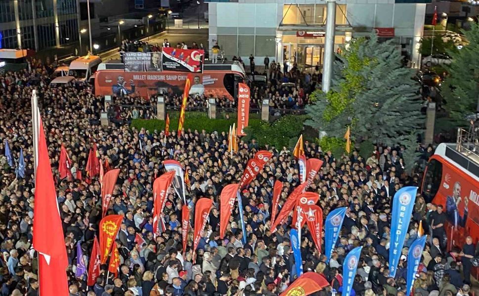 Özel: 'Biz en kısa zamanda sandık istiyoruz, kurultay istiyoruz'