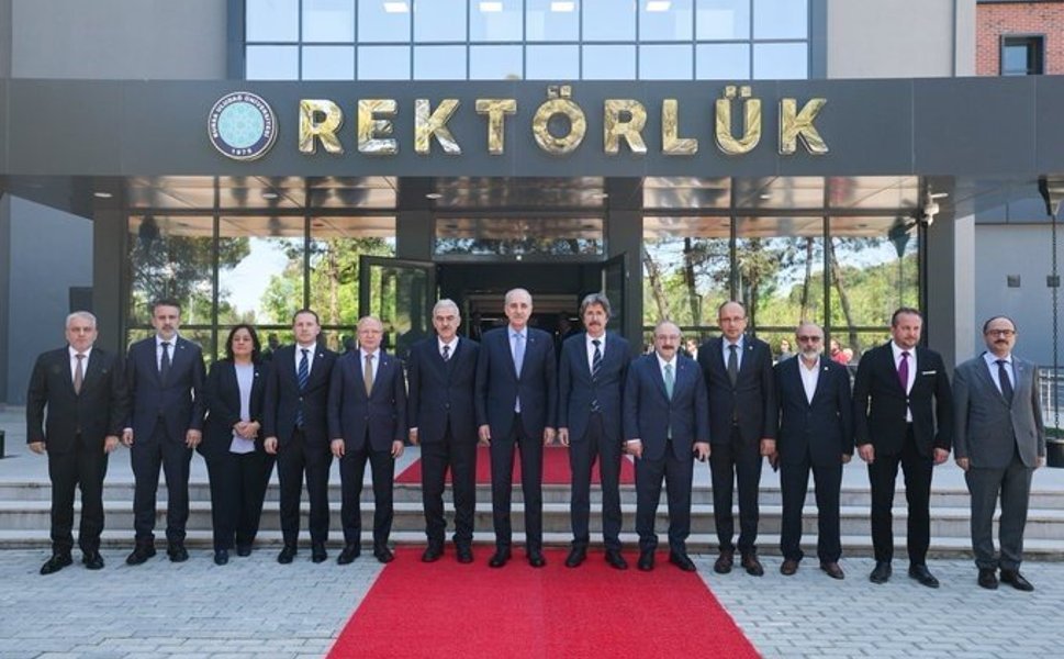 TBMM Başkanı Numan Kurtulmuş Bursa Valiliği'ni ziyaret etti