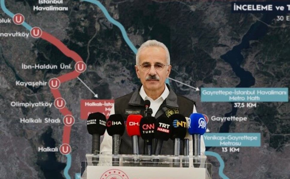 Bakan Uraloğlu: "Halkalı-İstanbul Havalimanı arası seyahat süresi 30 dakikaya düşecek"