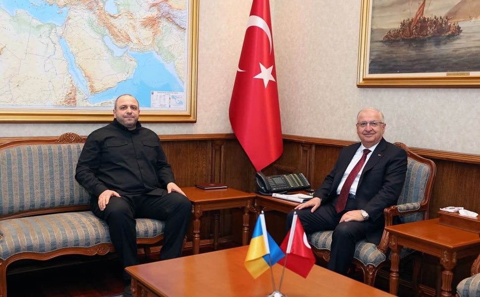 Bakan Güler, Ukrayna Milli Güvenlik ve Savunma Konseyi Sekreteri Umerov ile bir araya geldi