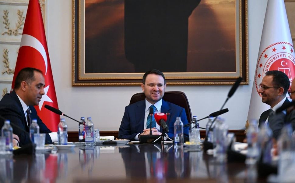 Bakan Gürlek: 'Muhtar, devletin en temel direği'