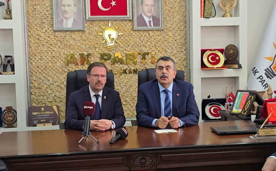 Bakan Tekin: 'Derslik başına düşen öğrenci sayısı Türkiye genelinde 20'li rakamlara düştü'