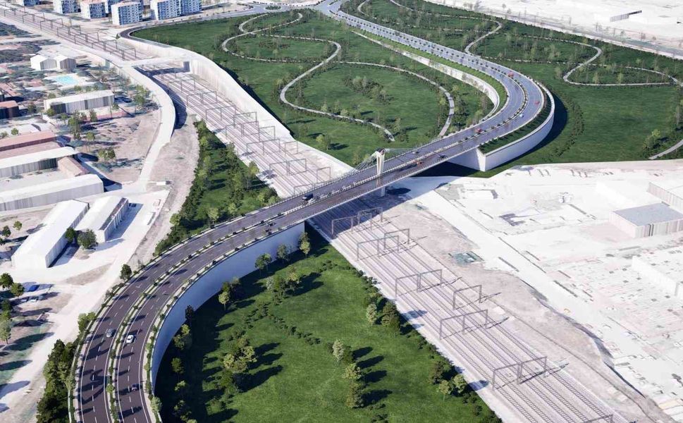 Bakan Uraloğlu: 'Başkent Havacılık Köprüsü ve Ankara Bulvarı Altgeçidi ile Kızılay merkeze sadece 17 kilometre mesafede modern bir havalimanı kazandırdık'