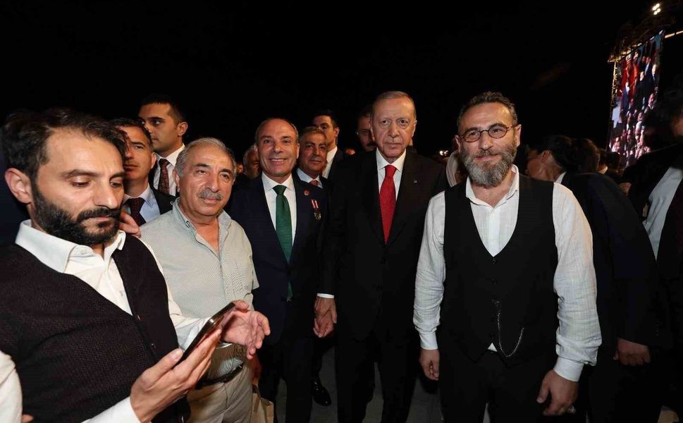 Başkan Gündüz: ''Cumhurbaşkanı Erdoğan, şehit ve gazi ailelerinin de adayıdır''