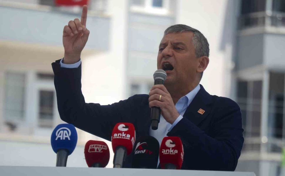 CHP Grup Başkanı Özgür Özel: 'Gerekirse bu başı vereceğim ama onlara baş eğmeyeceğim'