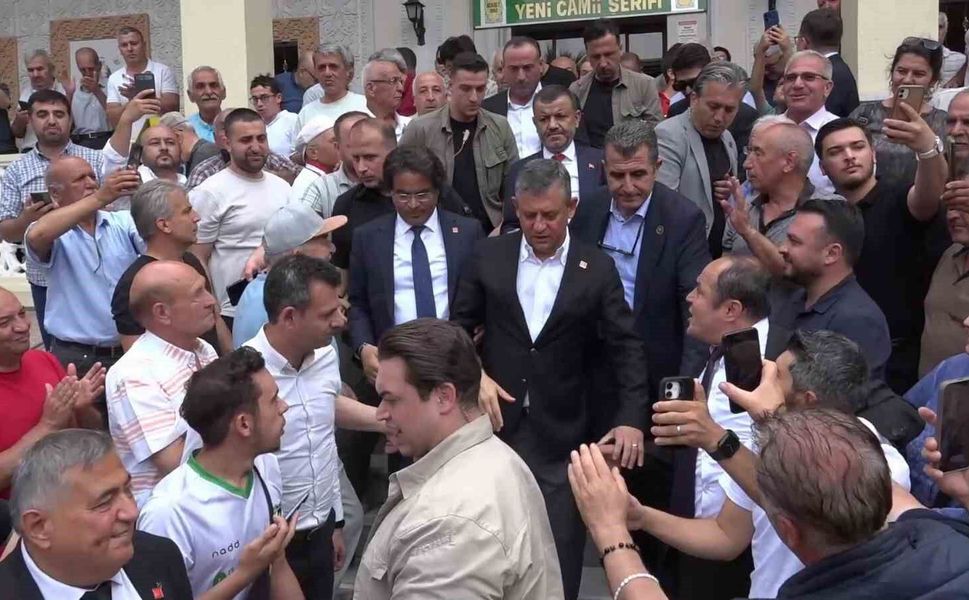 CHP Grup Başkanı Özgür Özel vatandaşlara seslendi