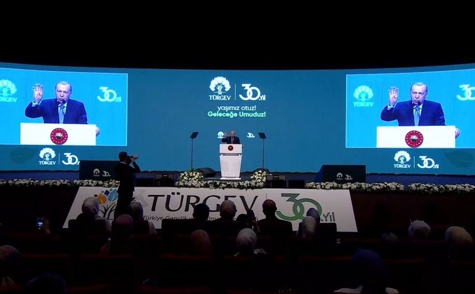 Cumhurbaşkanı Erdoğan: 'Akışa yön veren bir gençlik yetiştireceğiz'