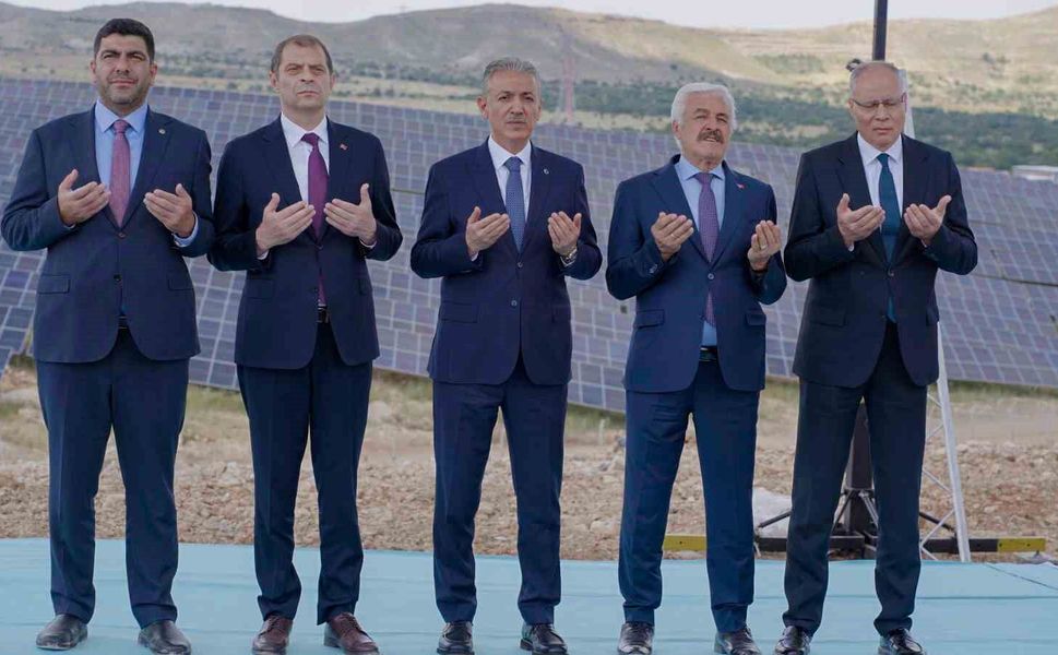 Cumhurbaşkanı Erdoğan, Mardin'deki Artuklu Depolamalı GES açılışına canlı yayınla bağlandı