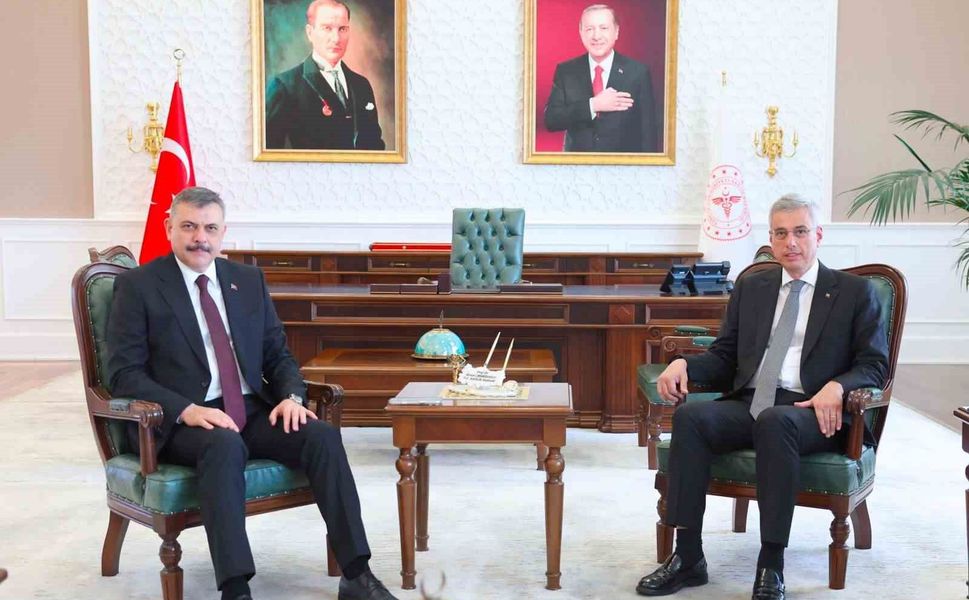 İçişleri Bakanı Çiftçi, Sağlık Bakanı Memişoğlu ile bir araya geldi