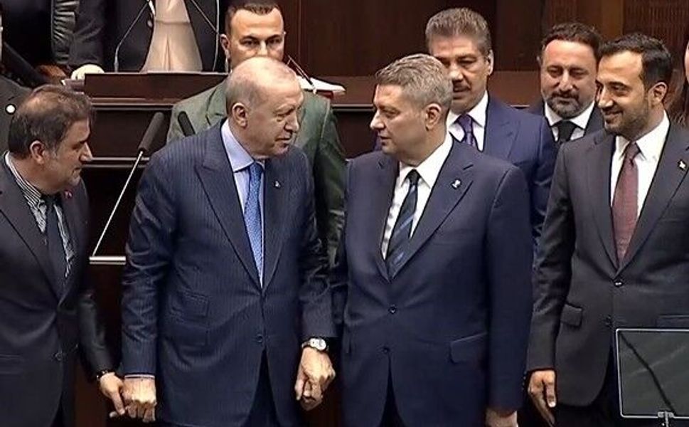 İYİ Parti'den istifa eden Ersin Beyaz AK Parti'ye katıldı