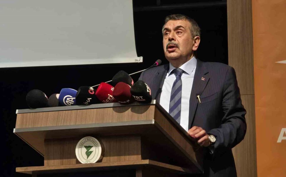 Milli Eğitim Bakanı Tekin: 'Ekrem İmamoğlu Özgür Özel ilişkisini Tosun Paşa filmine benzetiyorum'