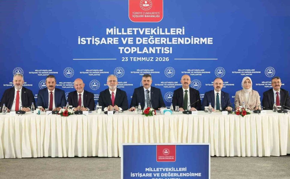 Bakan Çiftçi: 'Ahbap çavuş rezaleti, resmi kurumların güvenilirliğini bir kez daha ortaya koydu'