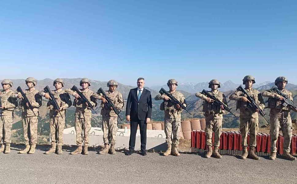 Bakan Çiftçi sınırın sıfır noktasında: ''Terörsüz Türkiye' projesi hayata geçmiştir ve kararlılıkla devam ederek başarıya ulaşacaktır'