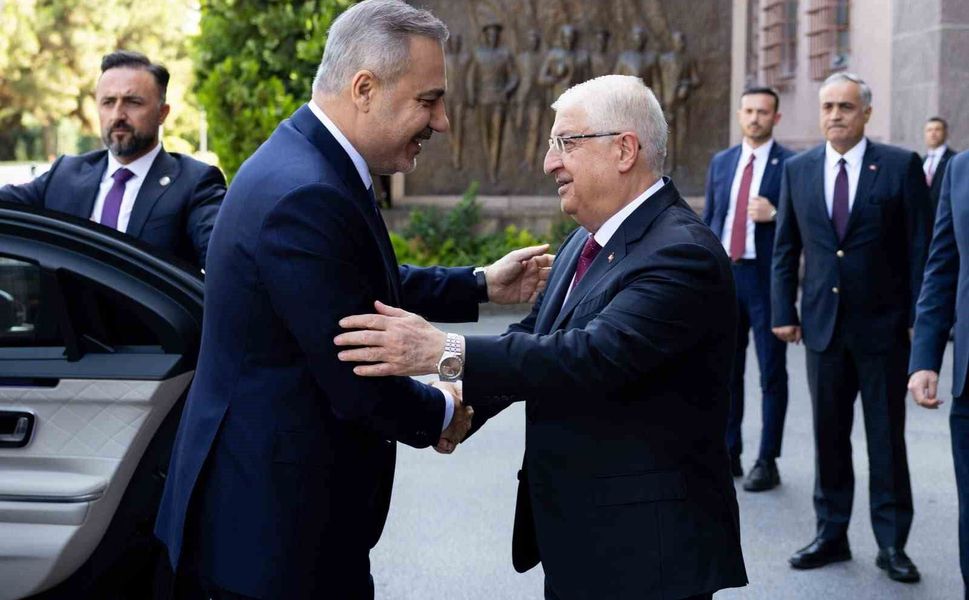 Bakan Fidan, Milli Savunma Bakanı Güler ile görüştü
