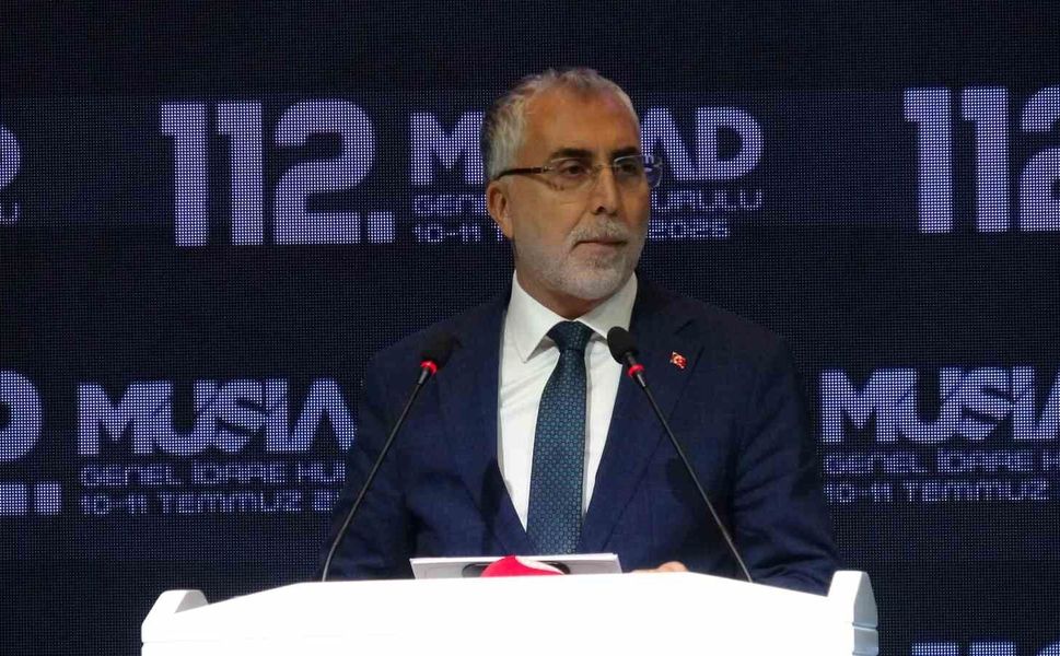 Bakan Işıkhan: 'Son 23 çeyrektir istikrarlı büyümemizi sürdürüyoruz'