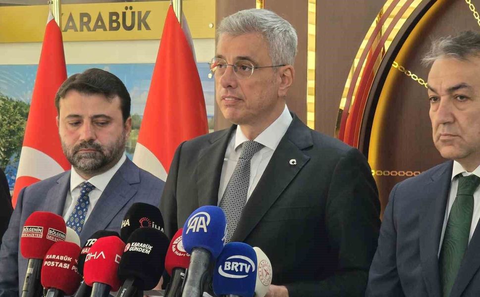 Bakan Memişoğlu: 'Türkiye sağlıkta dünyanın örnek gösterdiği ülkelerden biri'