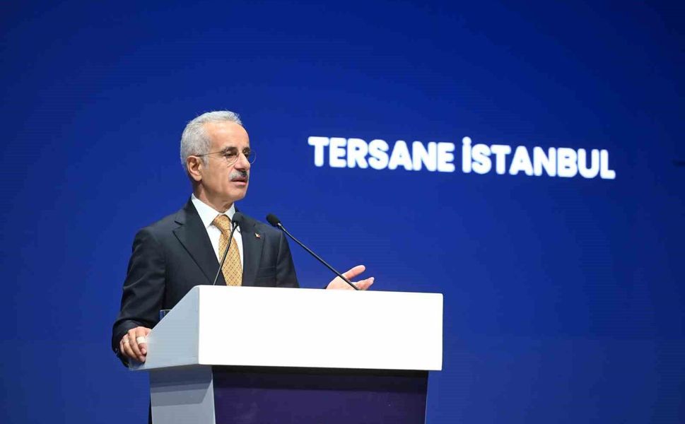 Bakan Uraloğlu: 'Coğrafi ve jeostratejik üstünlük, küresel ticarette 'Türkiye'siz Koridor' düşünülmeyeceğini ortaya koyuyor'