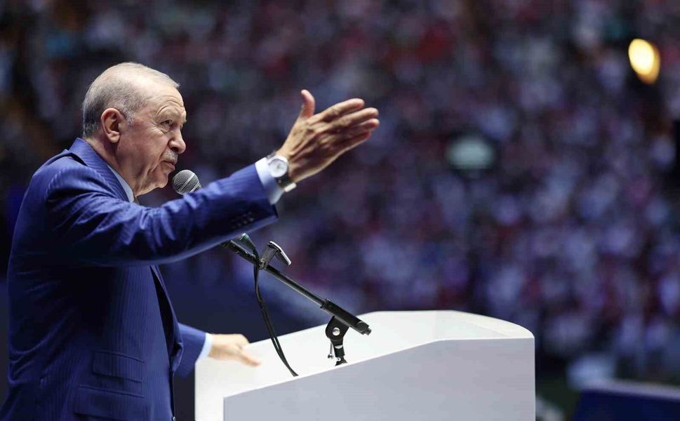 Cumhurbaşkanı Erdoğan: 'Gençlerimizin en iyi şekilde yetişmeniz için tüm gücümüzle çalışıyoruz'