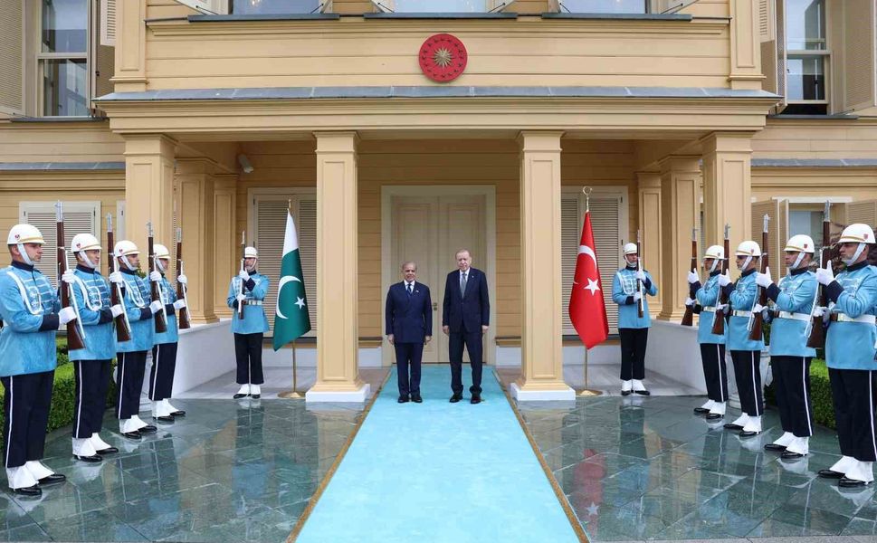 Cumhurbaşkanı Erdoğan, Pakistan Başbakanı Şerif'i resmi törenle karşıladı