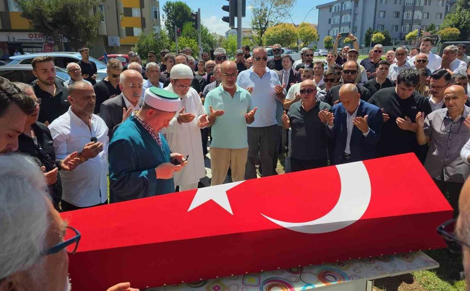 Eski milletvekili Mehmet Cemal Öztaylan toprağa verildi