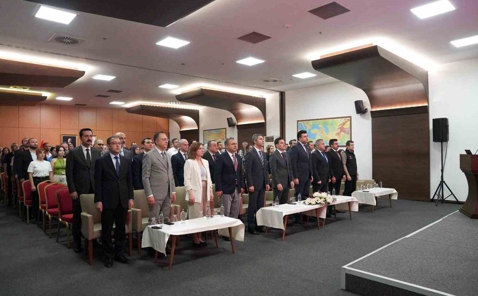 Göç İdaresi Başkanlığından 15 Temmuz 'İrade Bizim Zafer Bizim' programı