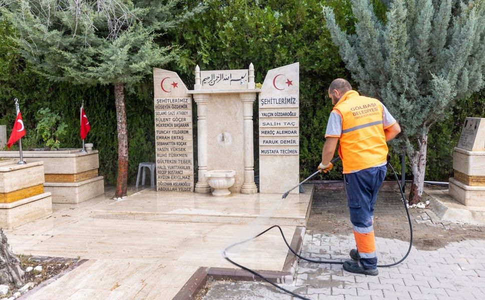 Gölbaşı Belediye Başkanı Odabaşı'ndan şehit ailelerine ziyaret