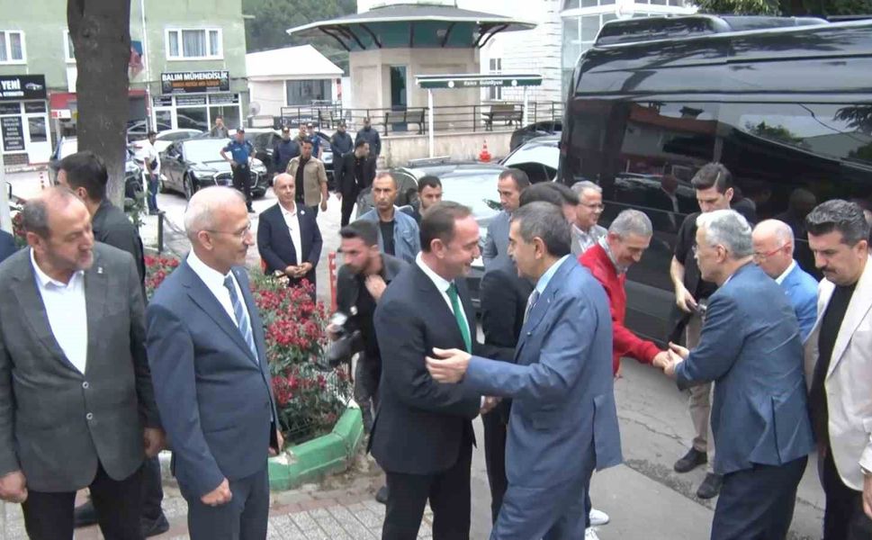 Milli Eğitim Bakanı Tekin Bursa'da Büyük Erzurum Yayla Şenliği'ne katıldı