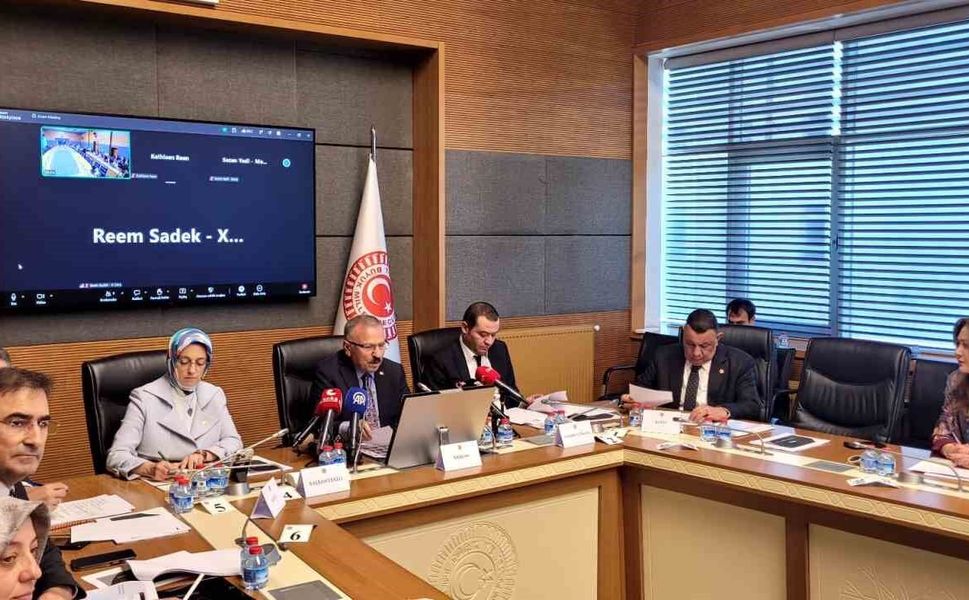 Okul Saldırılarını Araştırma Komisyonu sosyal medya platformları temsilcilerini dinledi