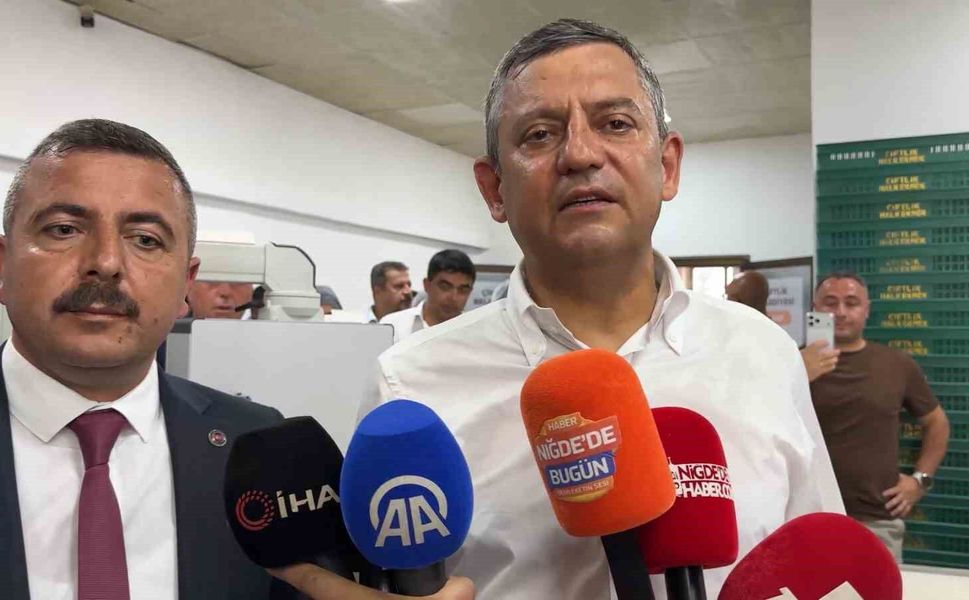 Özgür Özel: 'Bu hizmet odaklı yürüyüşü kimse engelleyemez'
