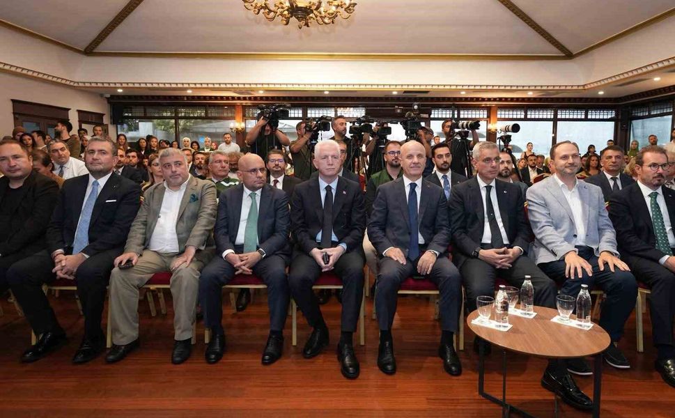 Sağlık Bakanı Memişoğlu: 'Türkiye'de kişi başı sağlık harcaması 840 dolar, sigara harcaması ise kişi başı bin 24 dolar'