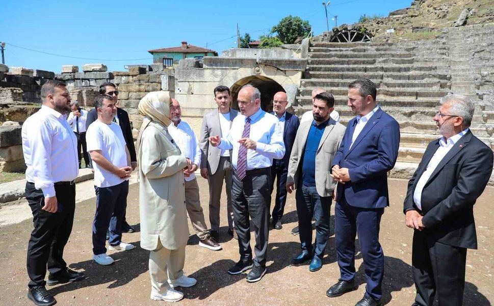 Sayan Kaya, Konuralp'e hayran kaldı