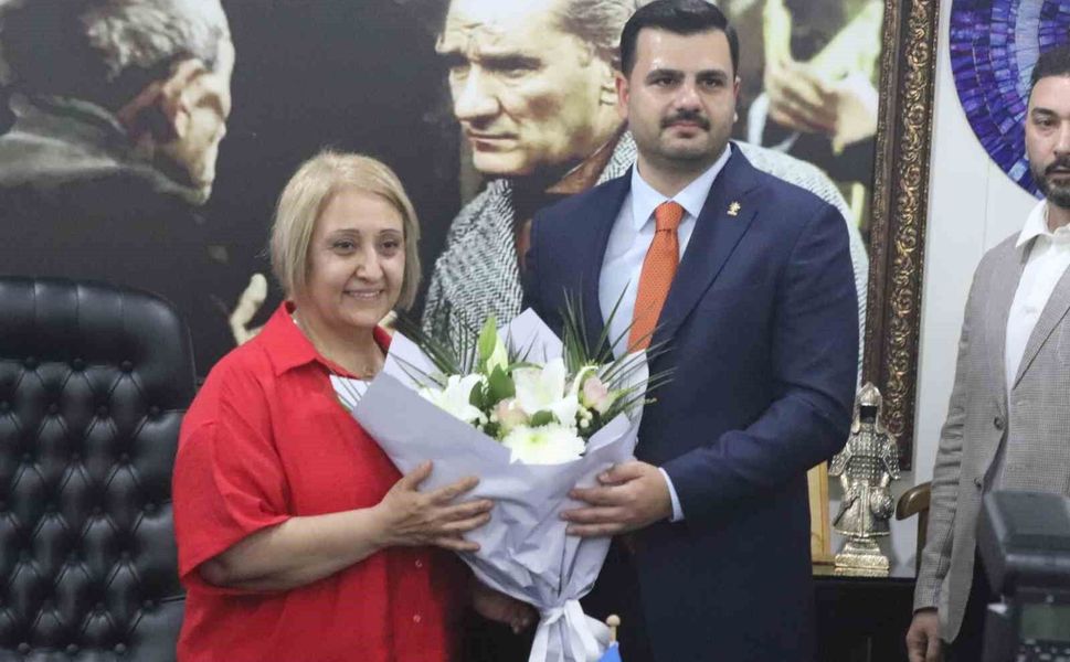 AK Parti Genel Sekreteri İnan: 'İlkay Çiçek 1,5 yıl partimize katılmak için çabaladı'